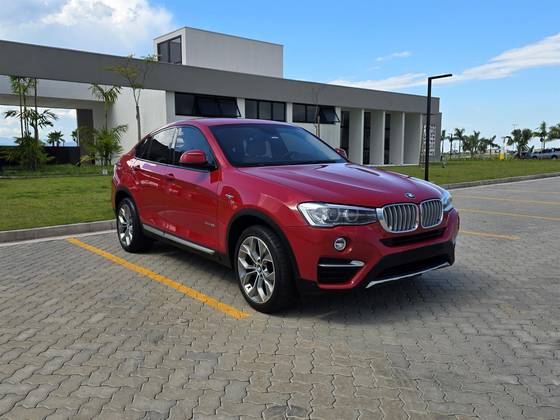 BMW X4 2.0 28I X LINE 4X4 16V TURBO GASOLINA 4P AUTOMÁTICO BMW X4 2.0 28I X LINE 4X4 16V TURBO GASOLINA 4P AUTOMÁTICO